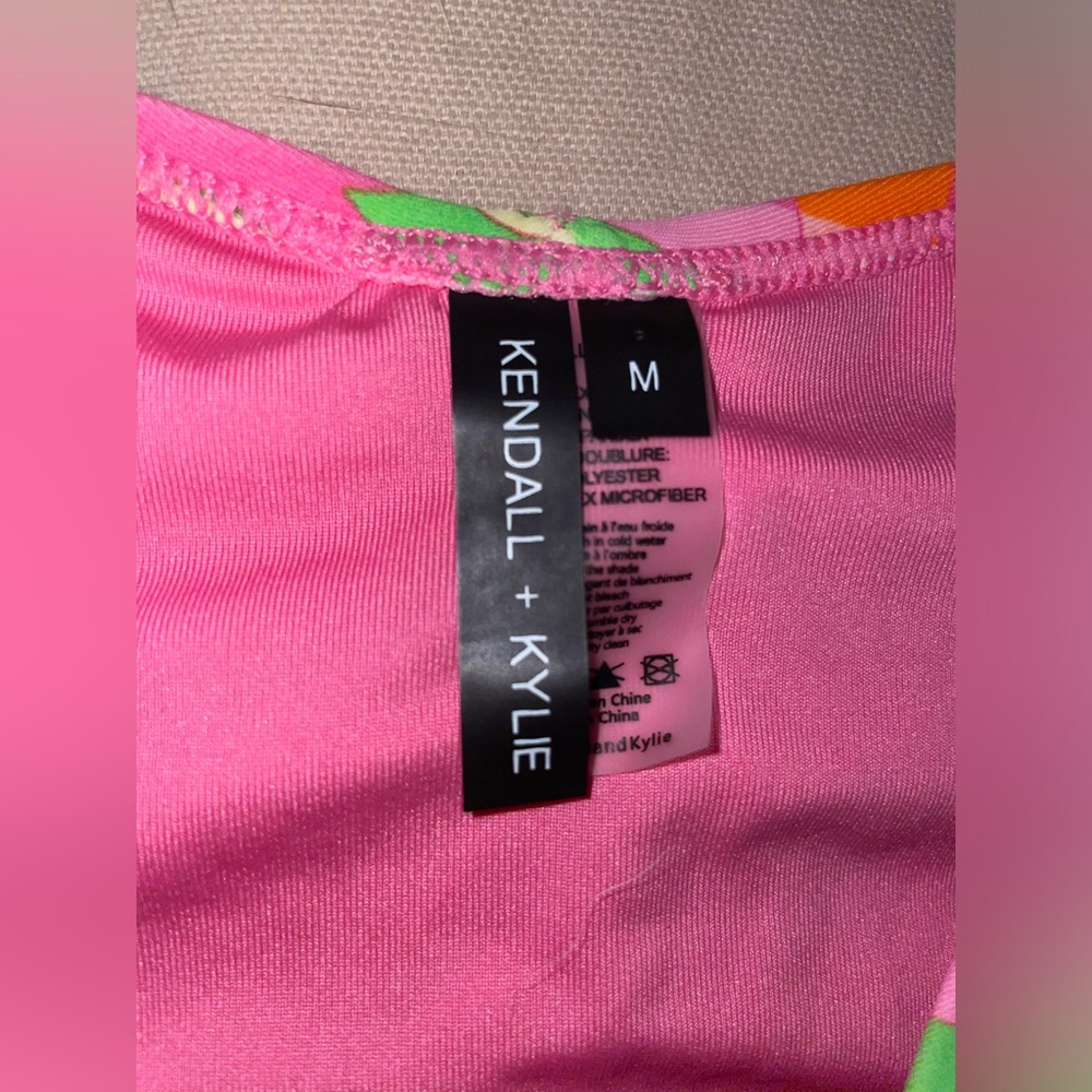 Kendall & Kylie Geo Palm Bandeau Bikini Top and Bottom size Medium - Picture 2 of 2
